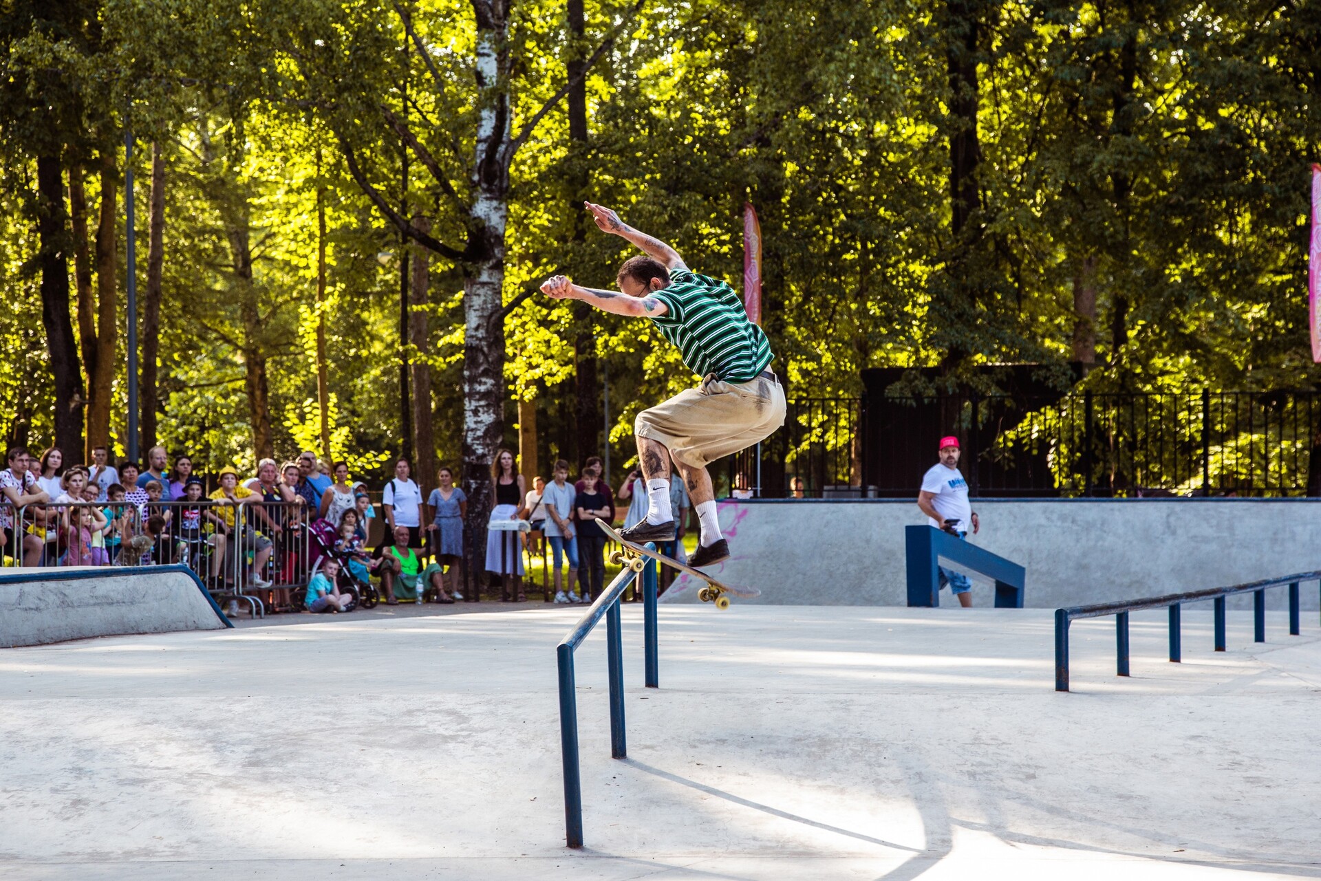 Скейт-площадка в городском парке Солнечногорска
