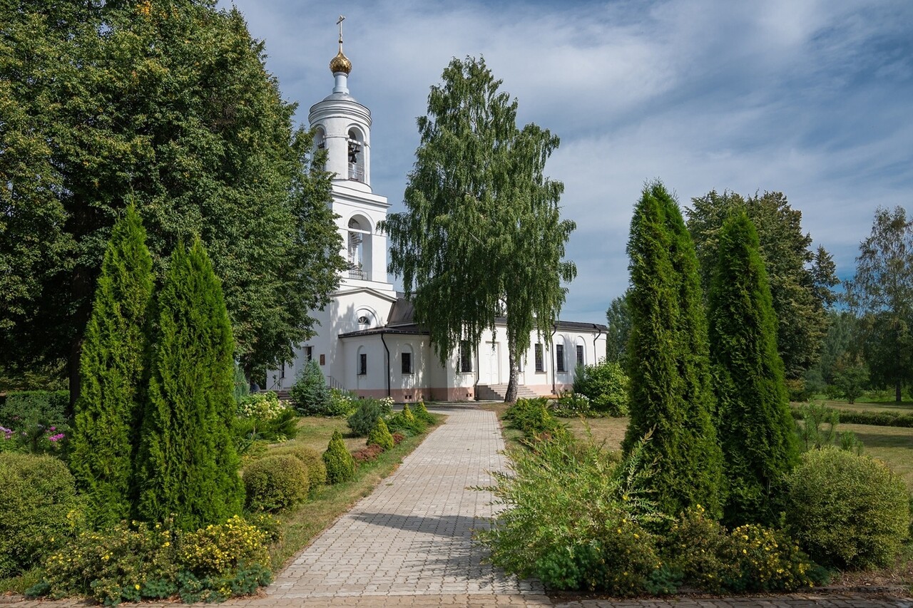 Храм Похвалы Пресвятой Богородицы | Путеводитель Подмосковья