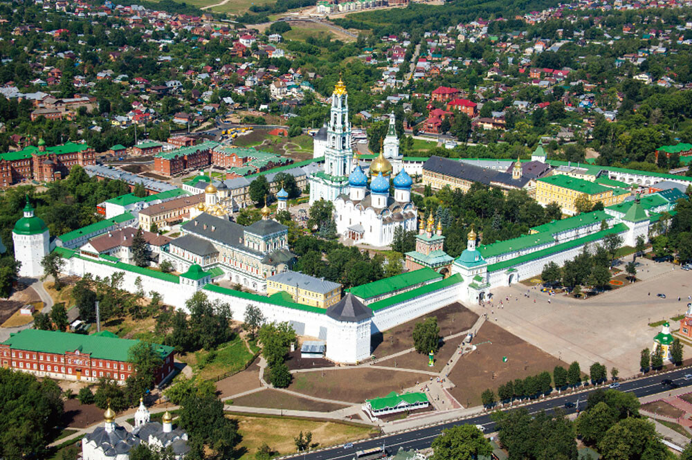 Где находится яхрома. Яхрома Московская область. Монастырь в Яхроме. Яхрома Московская область фото города. Г Яхрома Московская область Малоярославец-.