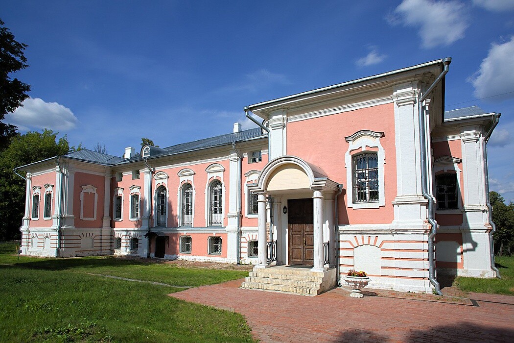 «Усадьба Лопасня-Зачатьевское» — это современный музейный комплекс федерального значения