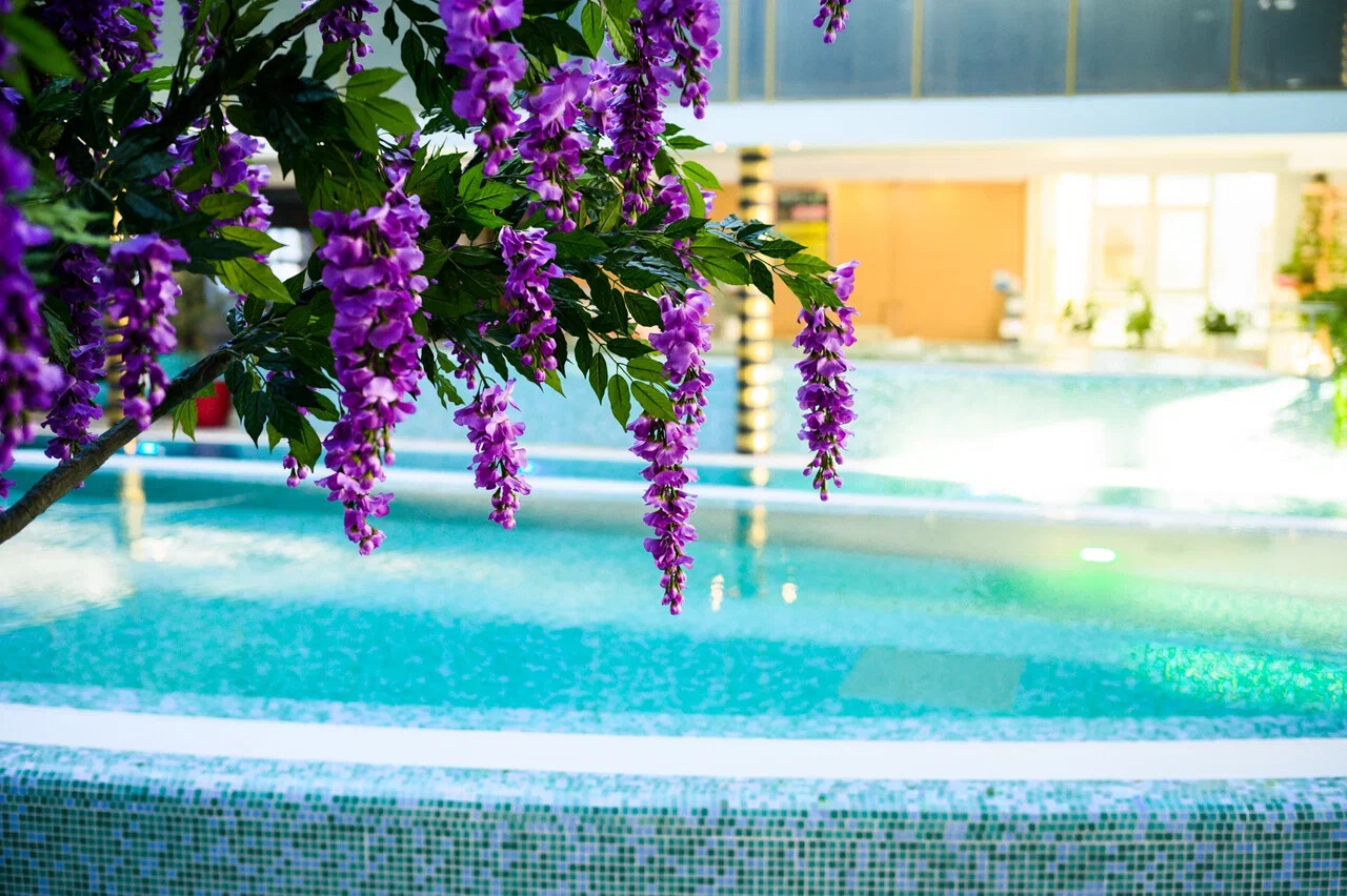 Spa-комплекс отеля включает шесть бассейнов и пять бань