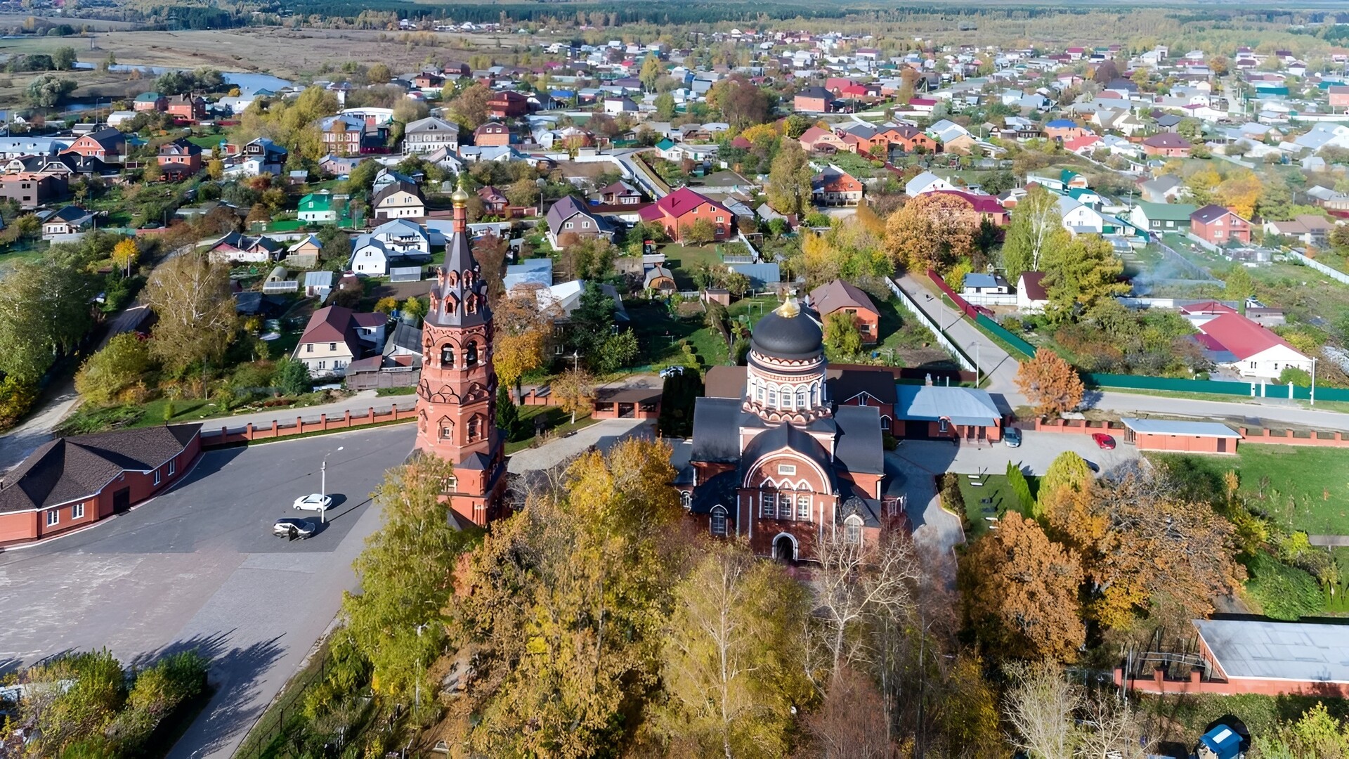 Выходные в Павловском Посаде: расписные платки и родина Штирлица 