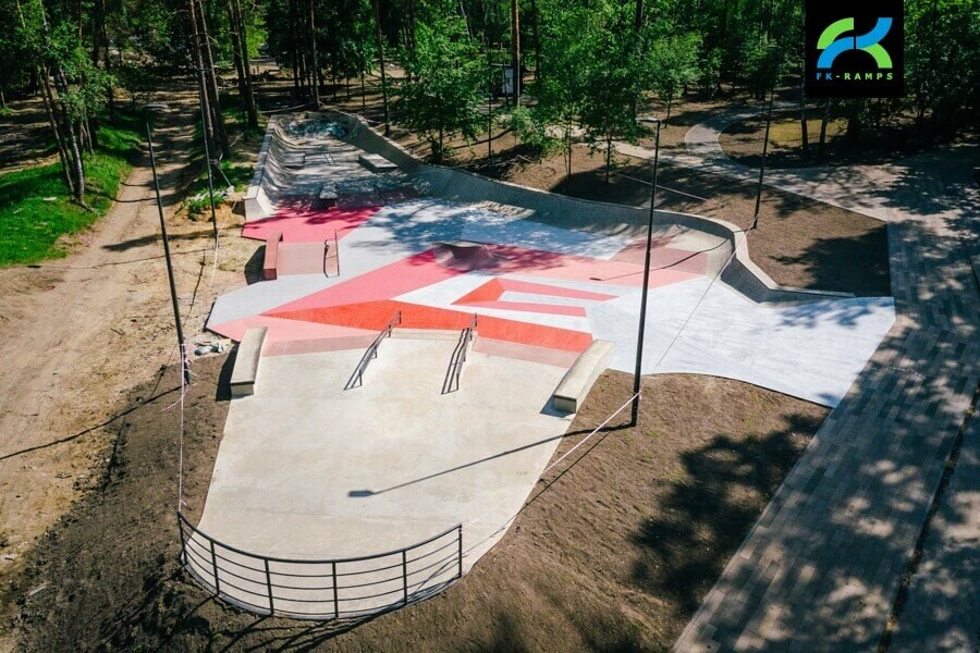 Скейт-парк в парке «Пехорка» в Балашихе