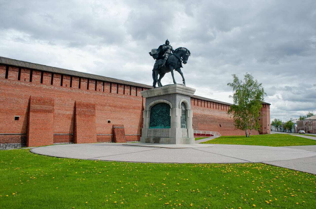 Коломенский кремль: мощная крепость XVI века, старинные храмы и интересные музеи