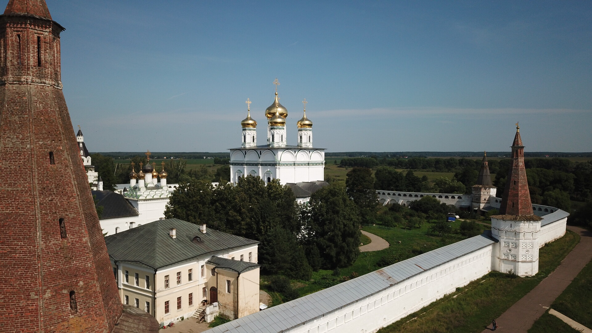Выходные в Можайске: Бородинское поле, русская готика и экотуризм