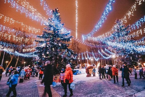 Более 10 тысяч человек посетили открытие зимнего сезона в парках Подмосковья