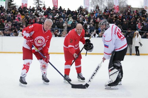 Более 2,5 тысячи человек посетили в Солнечногорске матч второго сезона проекта «Выходи во двор»