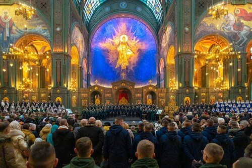 Второй Рождественский хоровой собор прошел в Главном храме ВС РФ