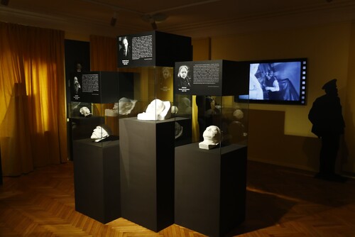 Посмертные маски Сталина, Ленина, Маяковского можно увидеть на новой выставке в Подмосковье