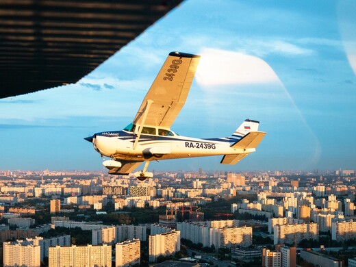 Что подарить мужчинам на 23 Февраля: 25 идей