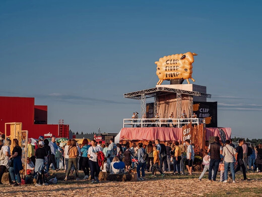 Фестиваль «Сыр Пир Мир» 2022: дегустация фермерских продуктов и конкурс на лучший сыр России 