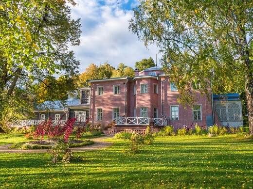 Топ усадеб Подмосковья для посещения осенью 