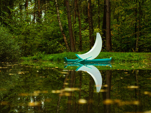 Интересные места и арт-объекты в парках Подмосковья: современное искусство, оранжерея и «Белкин дом»