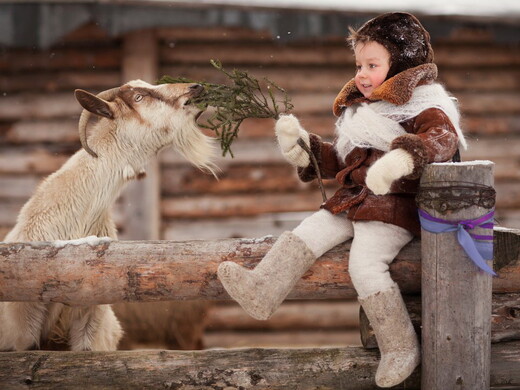 Топ мест для зимнего путешествия с детьми в Подмосковье: этнопарк, фабрика пастилы и музей техники