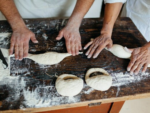 Мастер-классы в Подмосковье: где испечь калач, сделать ландрины и освоить гжельскую роспись