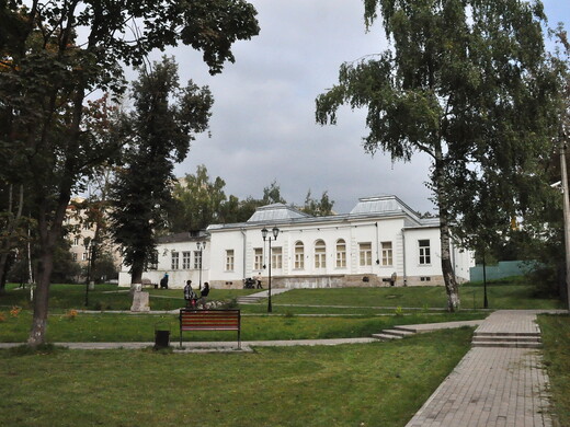 Экскурсии по парку и музею: где в Лыткарине действуют скидки для пенсионеров