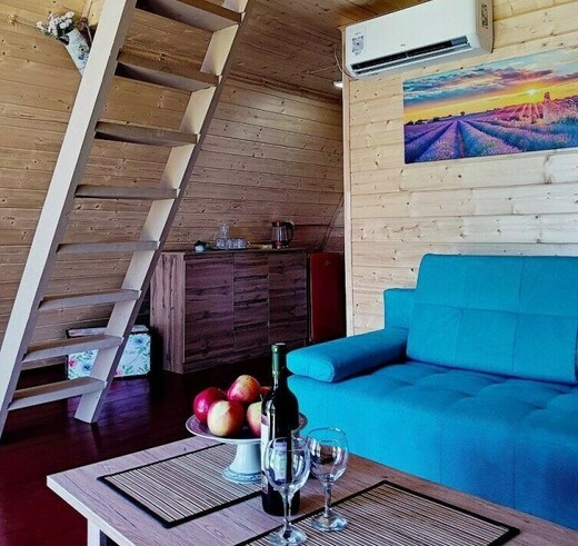 Глэмпинг «Экодеревушка»