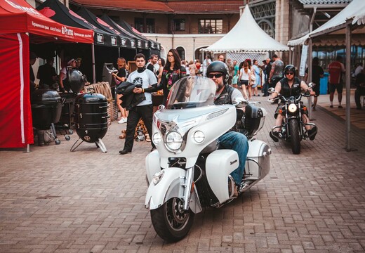 Участники мотофестиваля BIKER FAMILY FEST