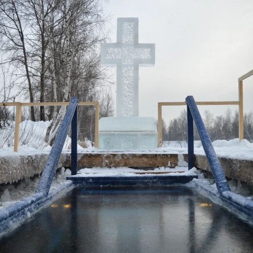 Все купели в Подмосковье оснастят безопасными спусками к воде, пунктами обогрева и питания