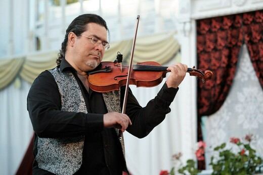 Вечер романсов в любимых песен в трактире «Рыба»