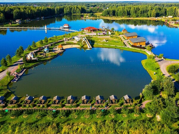 Новый год в Подмосковье с праздничной программой | Загородный отель Фореста Фестиваль Парк