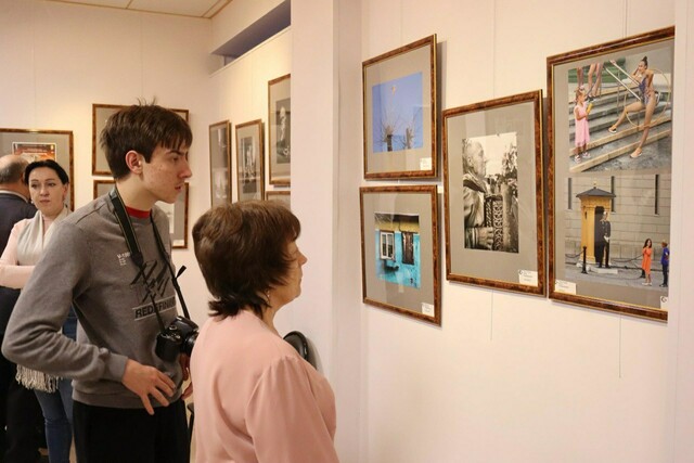 Отчетная юбилейная выставка фотоклуба «Зенит»