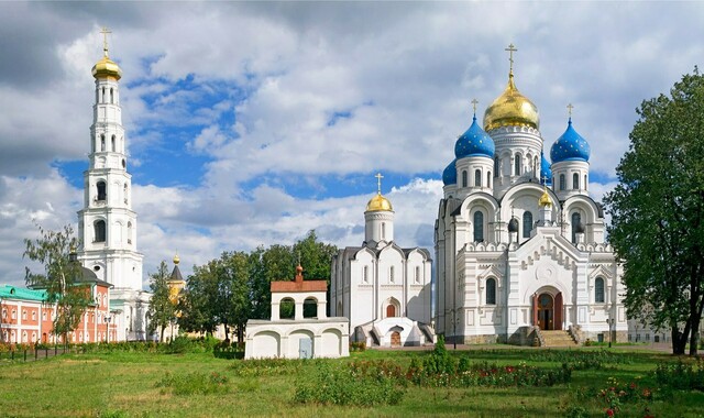 Николо-Угрешский монастырь в Дзержинском