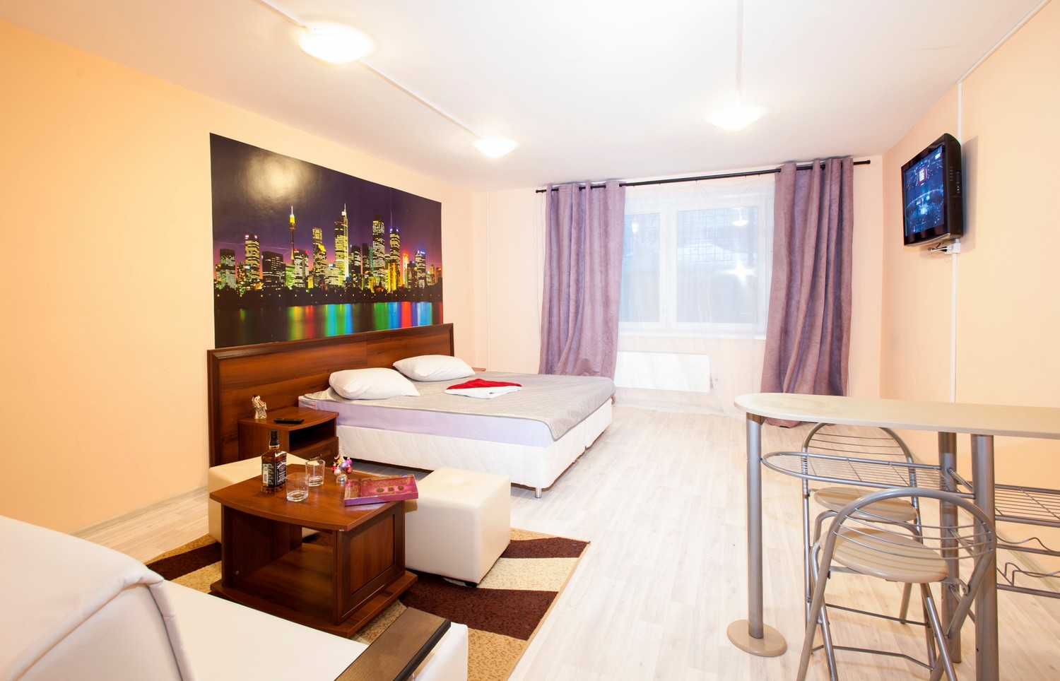 Отель «Долгопрудный-Сити» предлагает уютные, комфортабельные номера со всем необходимым для проживания