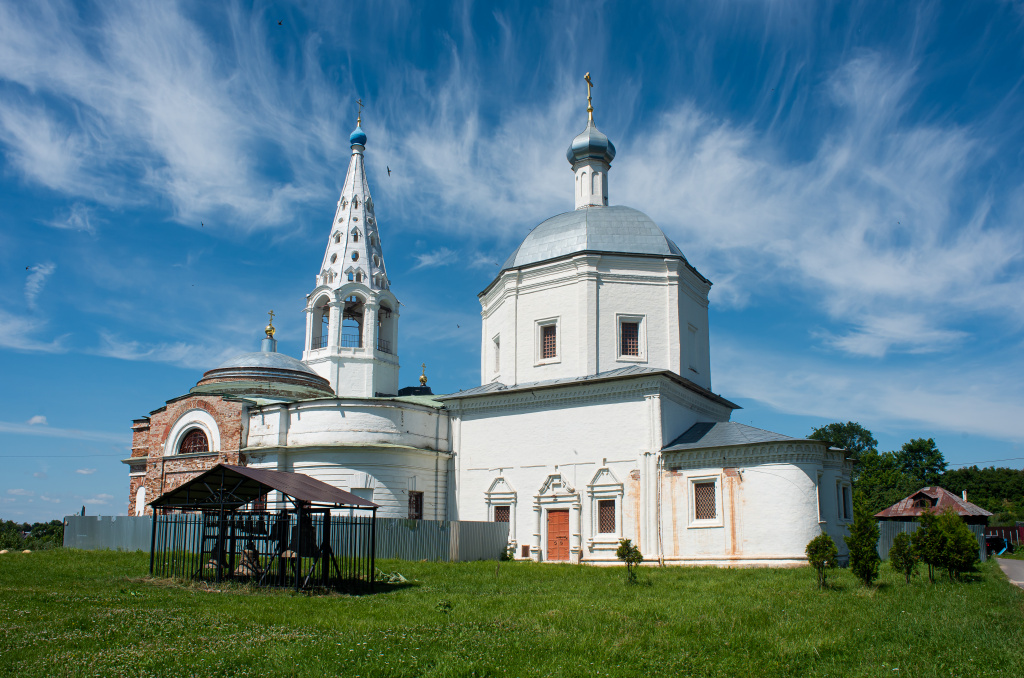 Собор Святой и Живоначальной Троицы в Серпухове