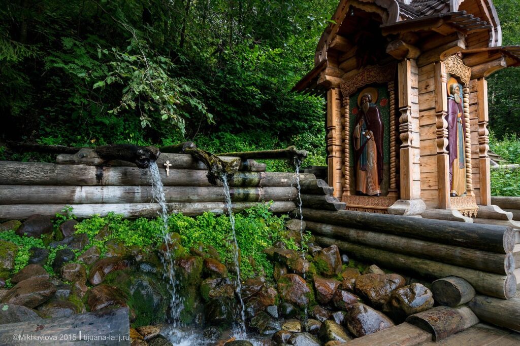 Родник и часовня Сергия Радонежского
