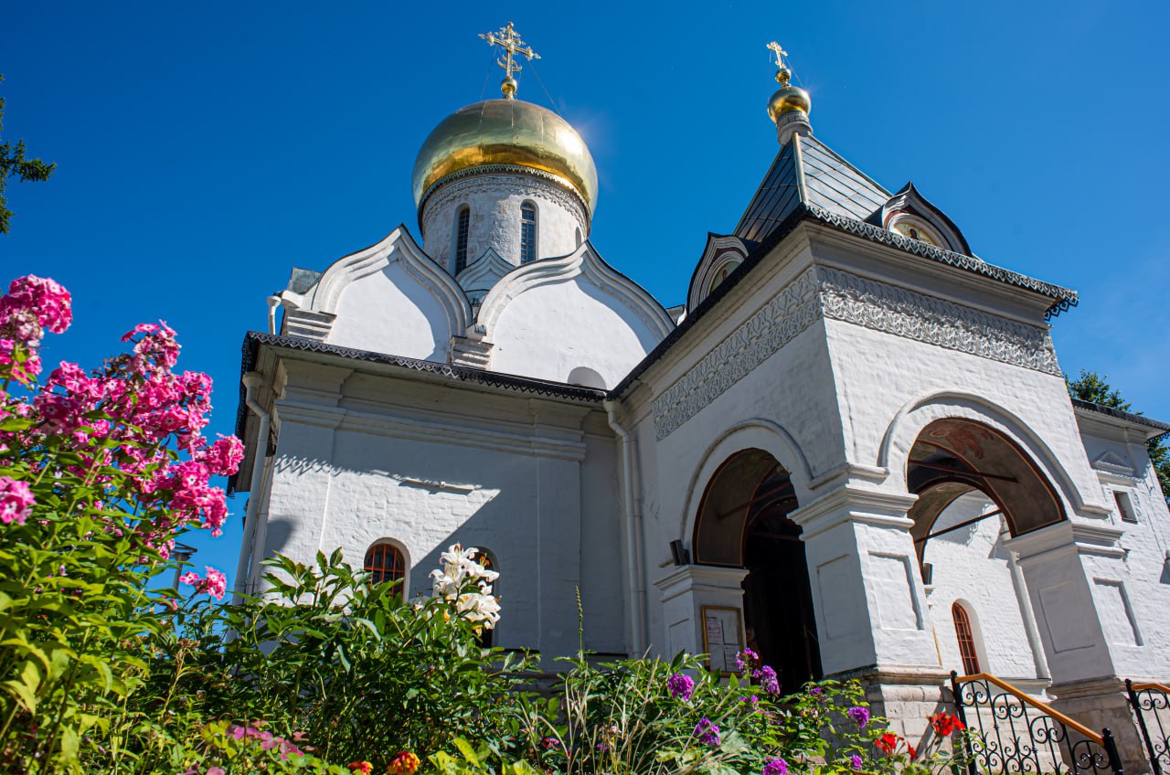 Свято-Троицкая Сергиева лавра