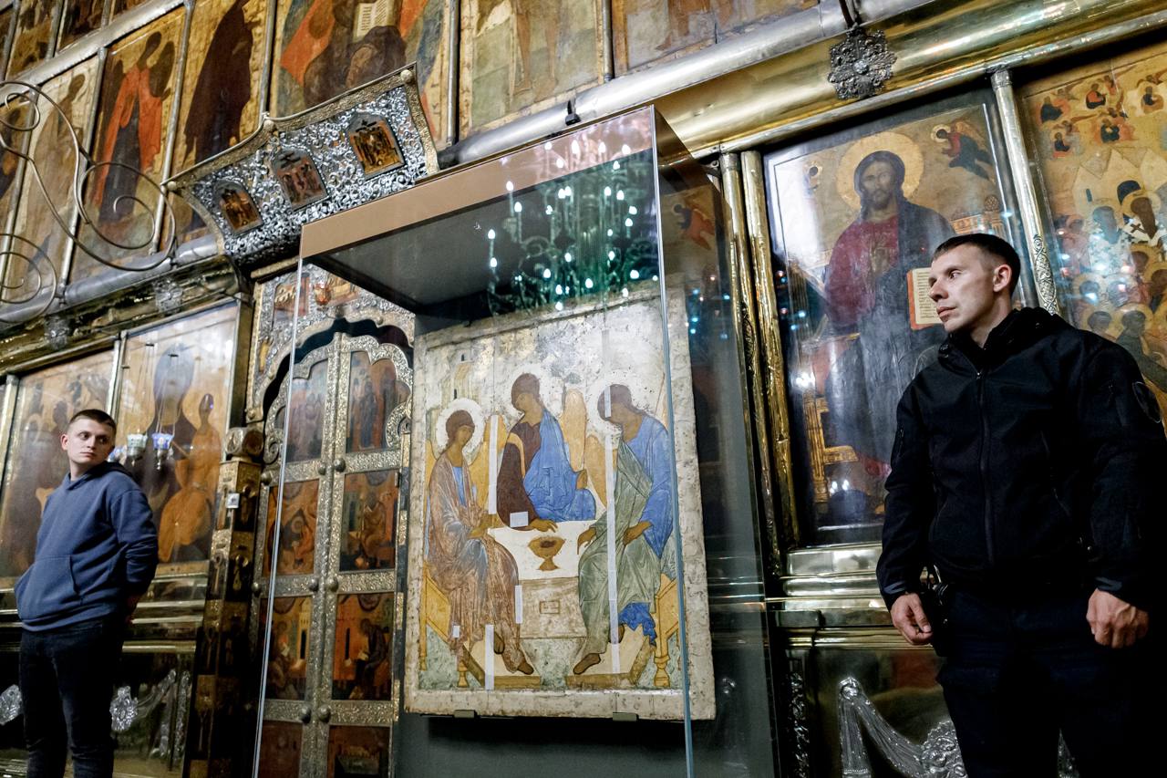 Икона Андрея Рублева «Троица»