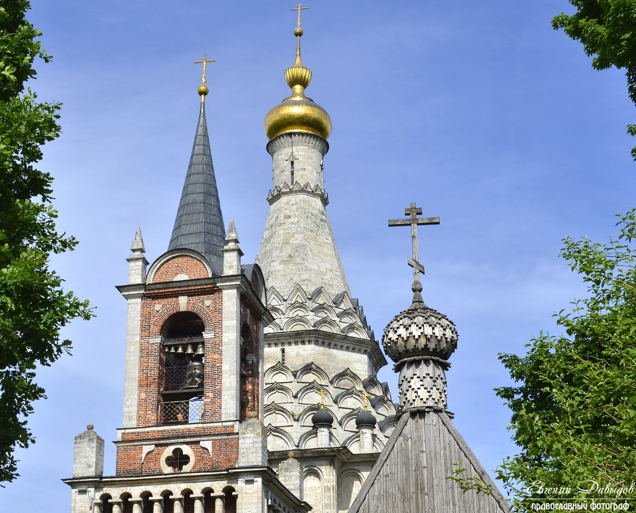 Церковь Спаса Преображения в селе Остров
