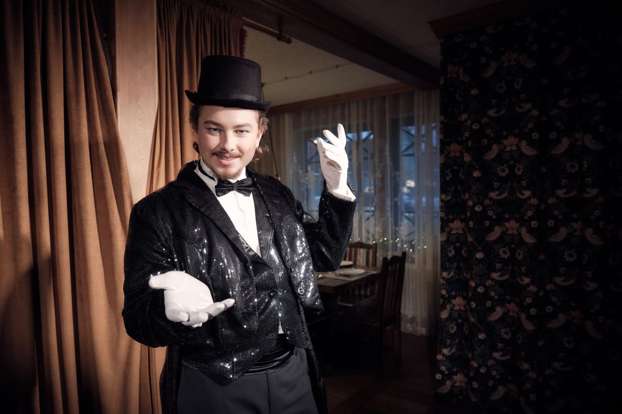 Новогодняя программа в ресторане «Зеленый Дятел»