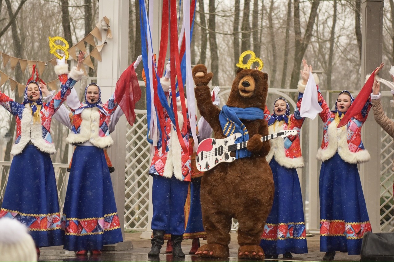Масленица в парке усадьбы Кривякино