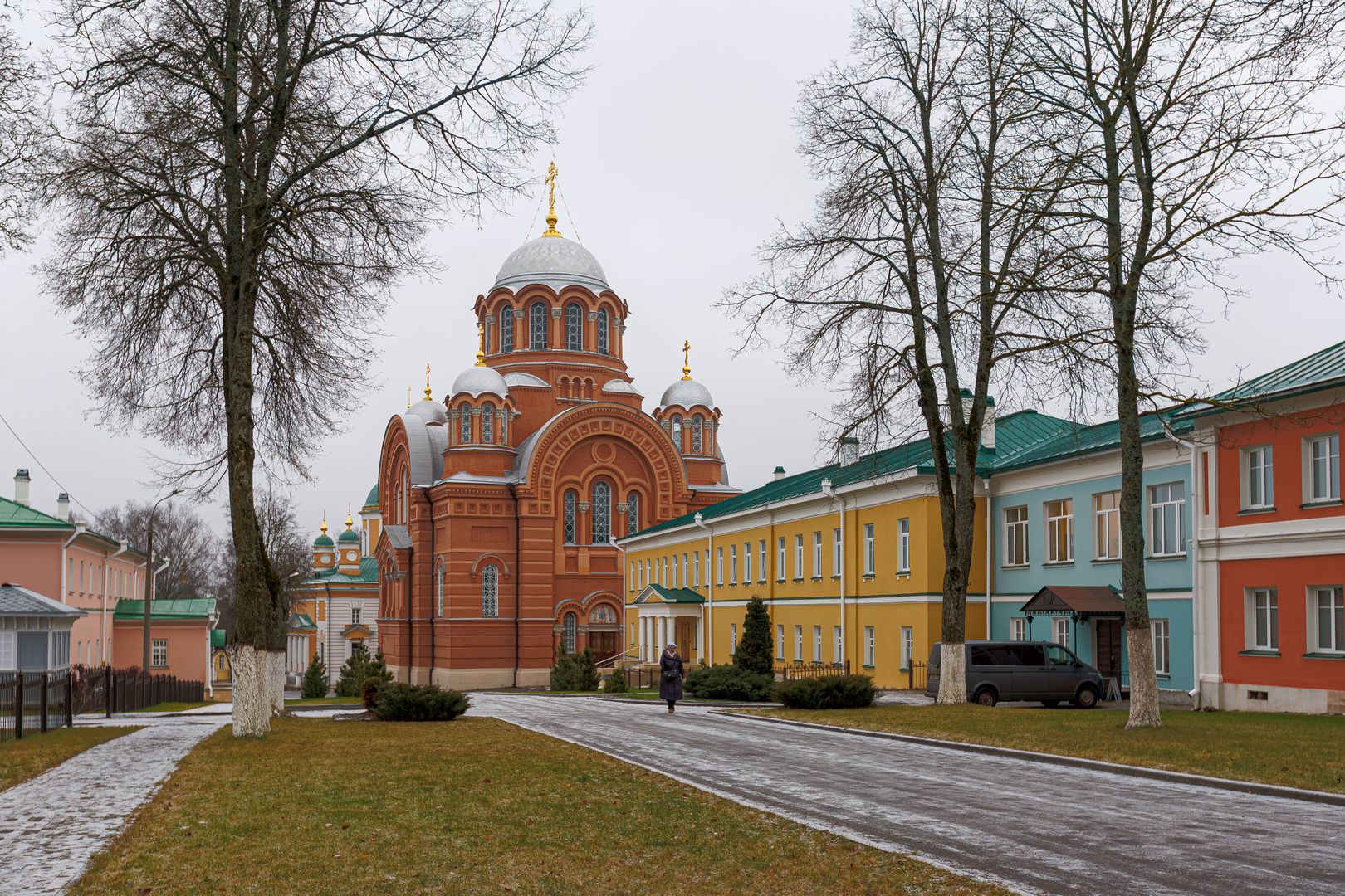Покровский Хотьков монастырь в Сергиево-Посадском округе