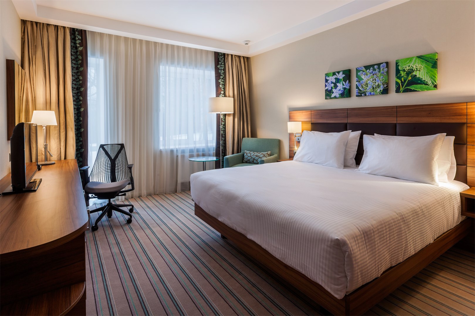 Отель Hilton Garden Inn Moscow New Riga