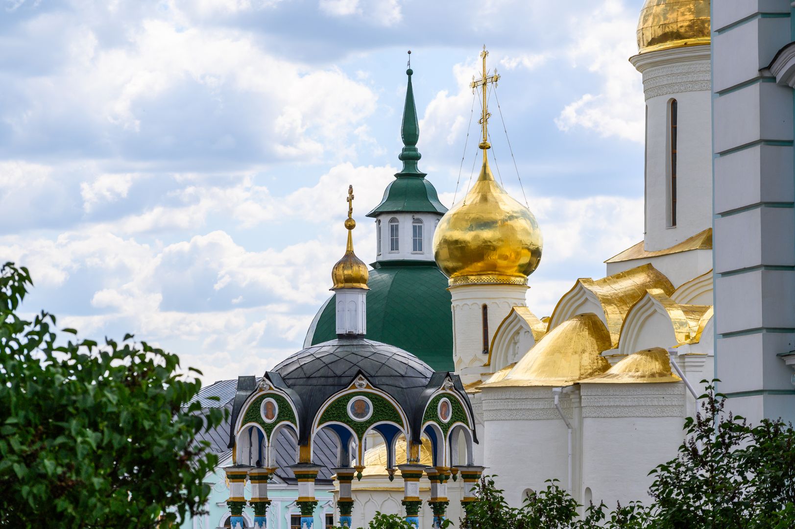 Свято-Троицкая Сергиева лавра. Источник фото: https://медиасток.рф/