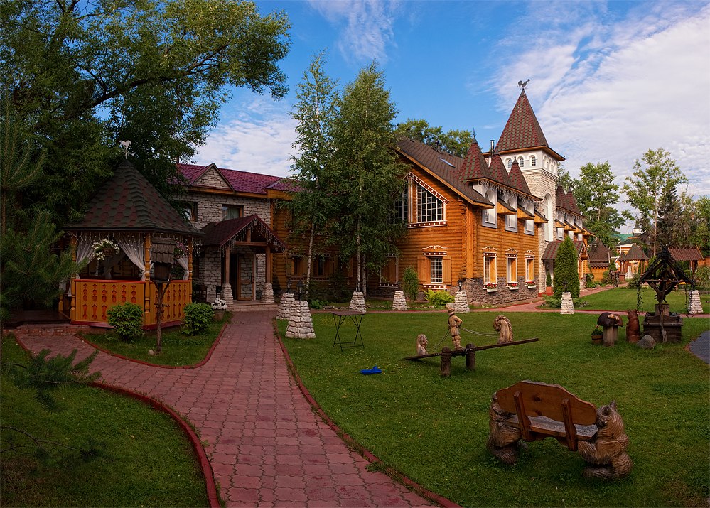 Гостиничный комплекс «Царская деревня» в Сергиевом Посаде. Источник фото: https://vk.ru/imperialvillage