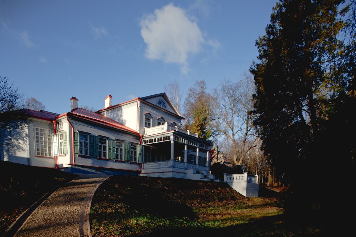 Усадьба Абрамцево. Источник фото: https://www.abramtsevo.net/