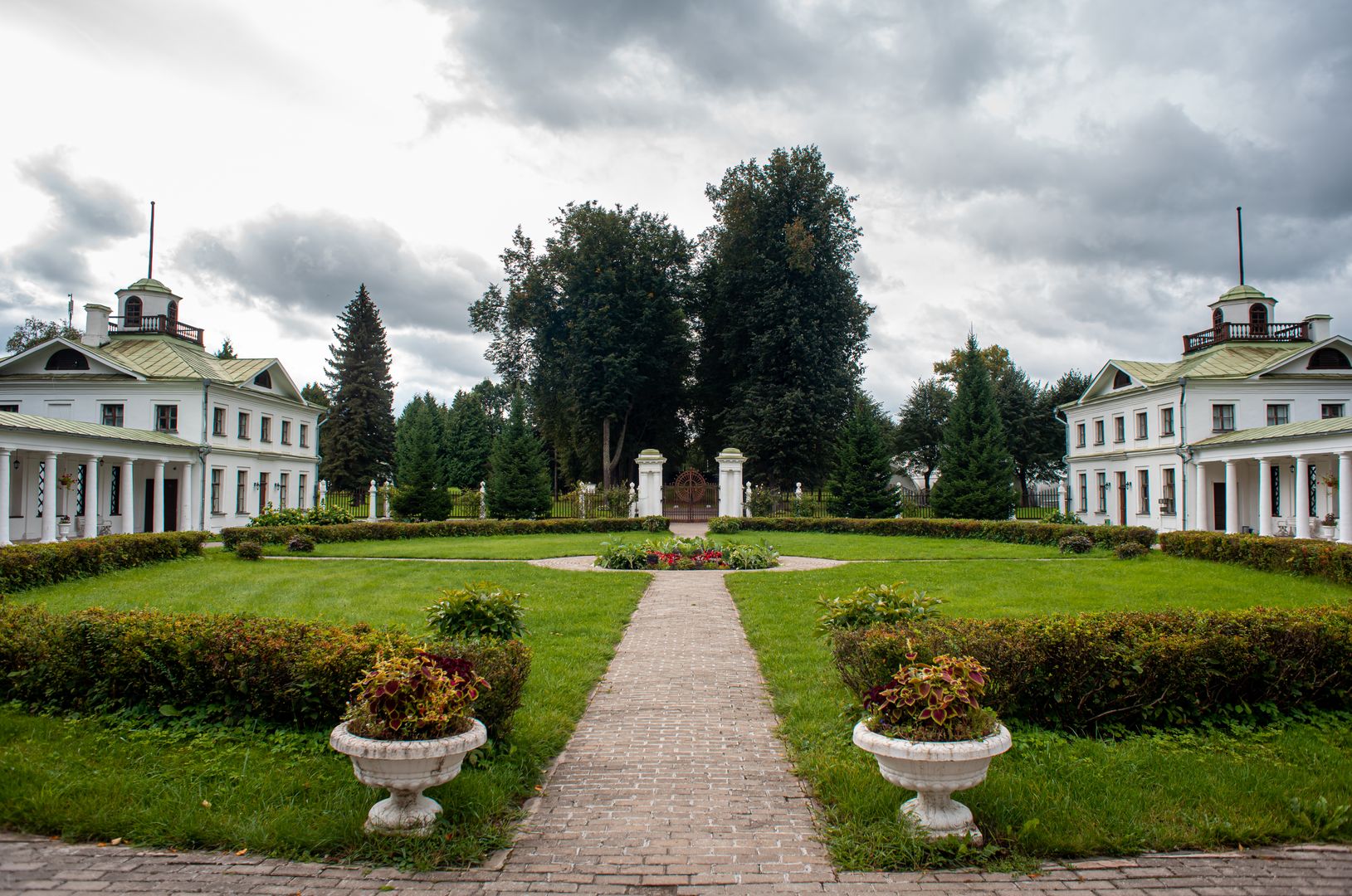 Усадьба Середниково. Источник фото: https://медиасток.рф