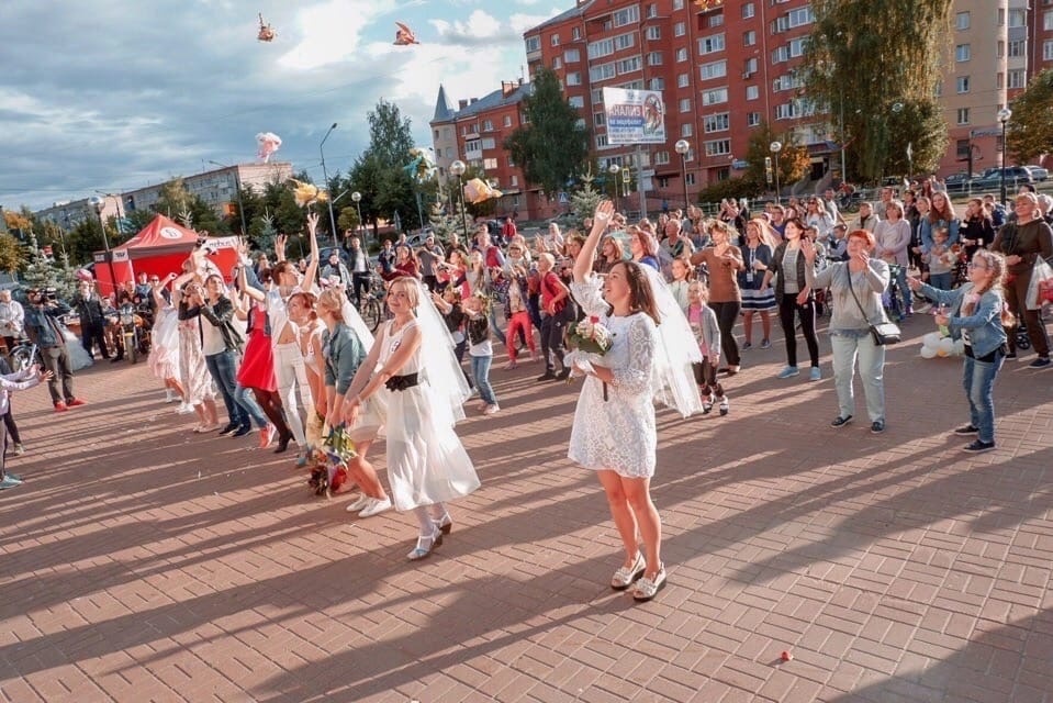 Фестиваль «Фата. Букет. Велосипед»