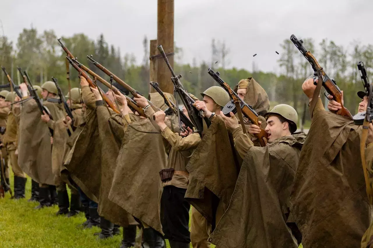 Военно-историческая реконструкция «Жаркое лето 43-го… Огненная дуга» |  Путеводитель Подмосковья