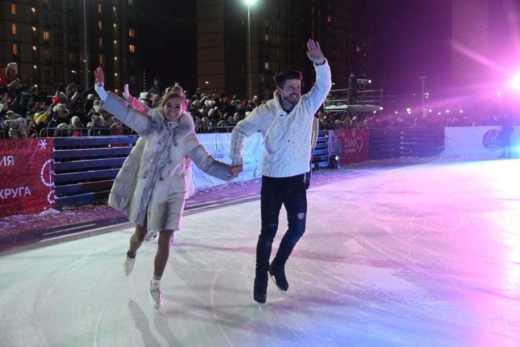 Ледовое шоу Ильи Авербуха «Чемпионы» в Ленинском округе