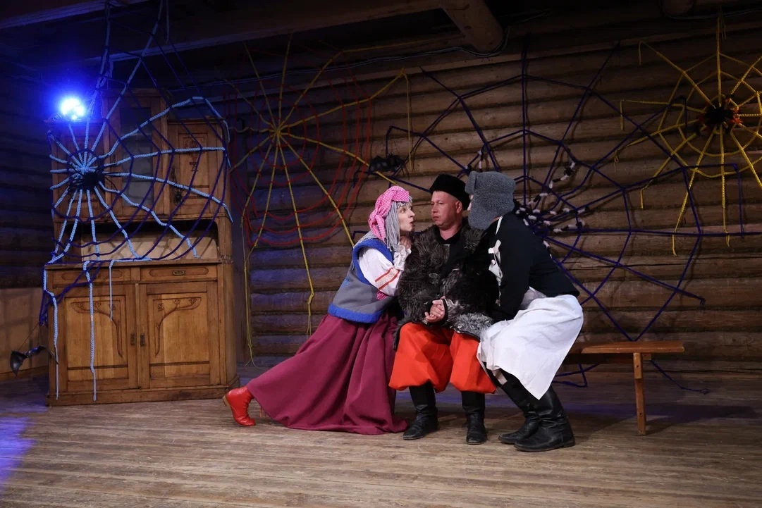 Спектакль «Страшные-страшные сказки»