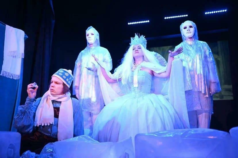 Новогоднее представление «Тайна Снежной королевы»