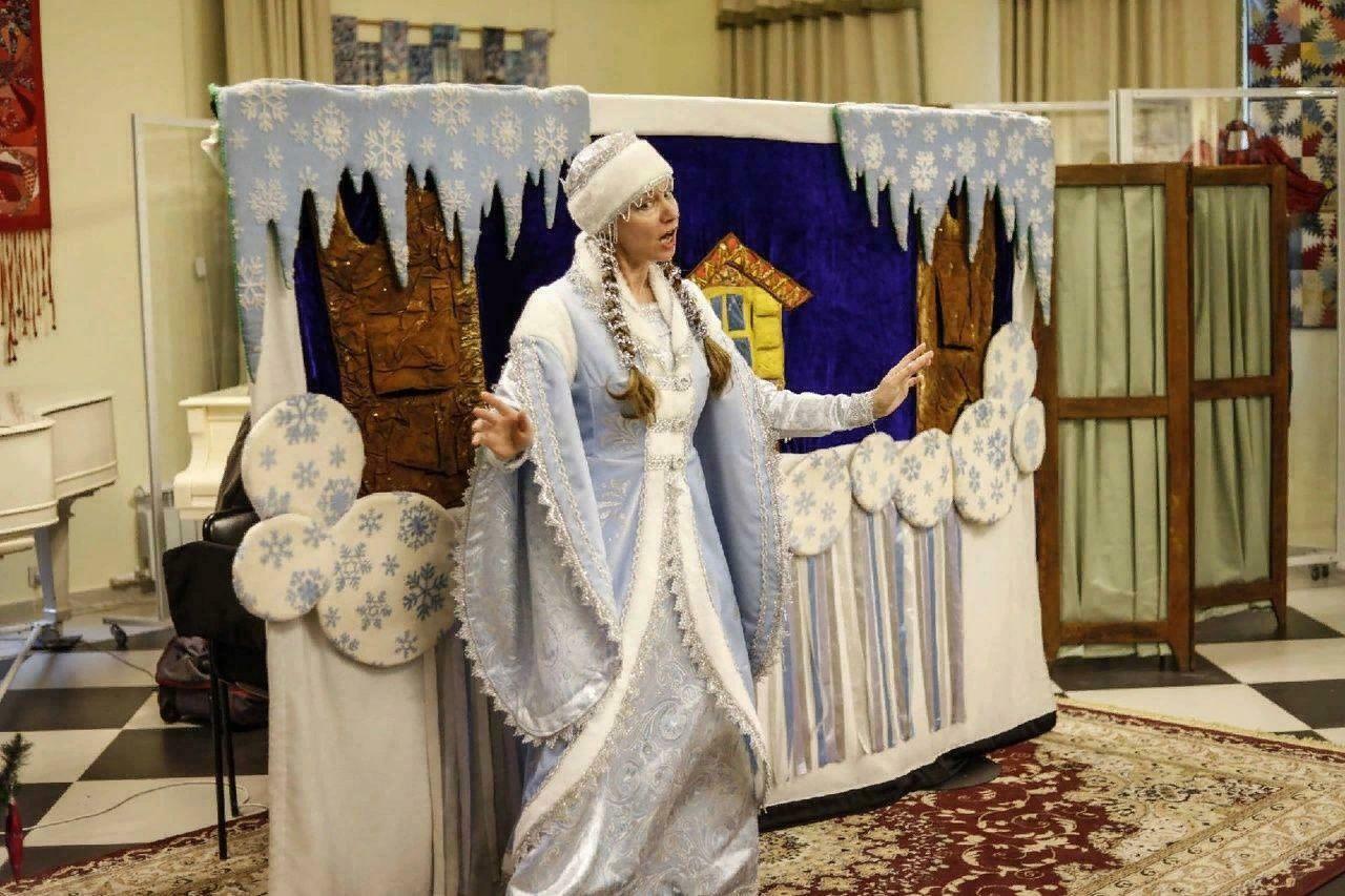 Детский кукольный спектакль-игра «Подарок для Деда Мороза»