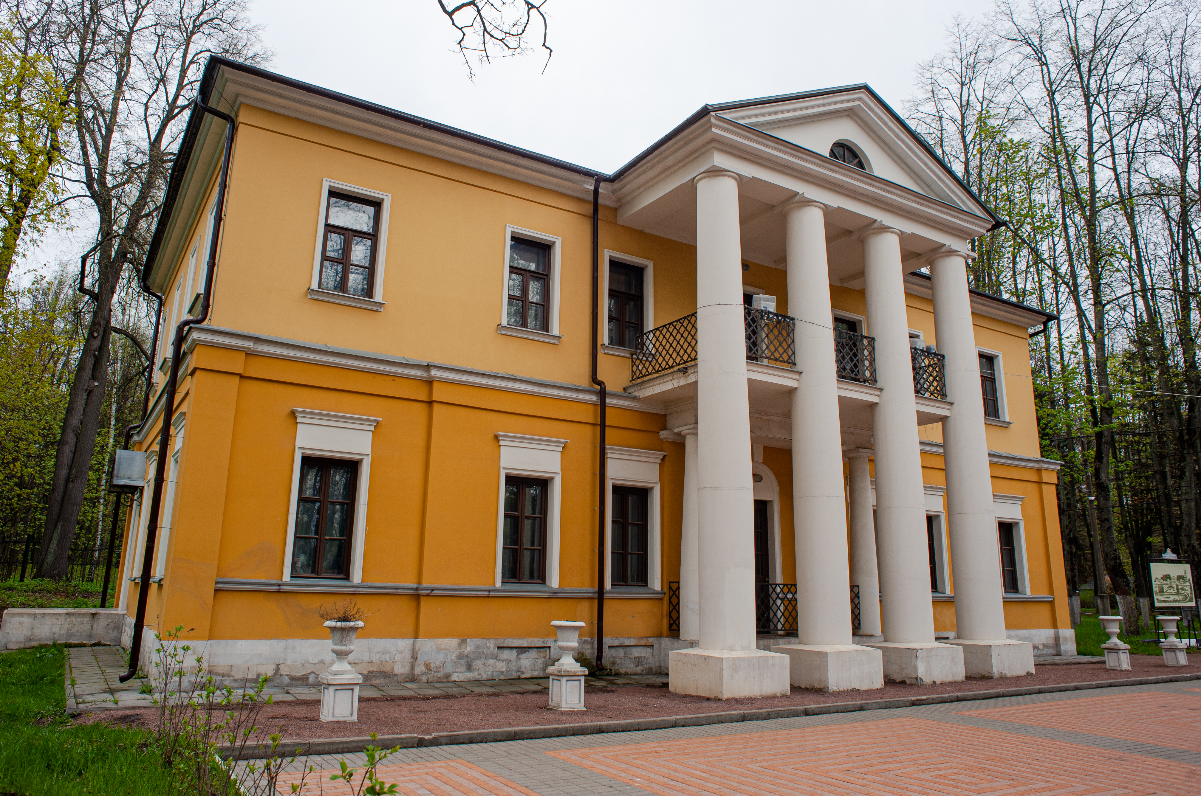 Усадьба «Знаменское-Губайлово»