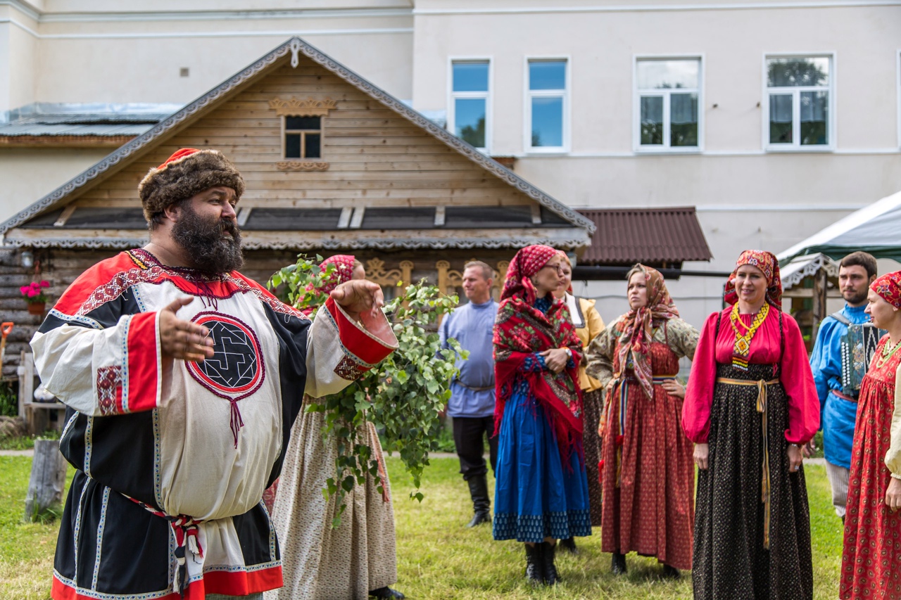 Театрализованные экскурсии в Русском музее обрядов и быта