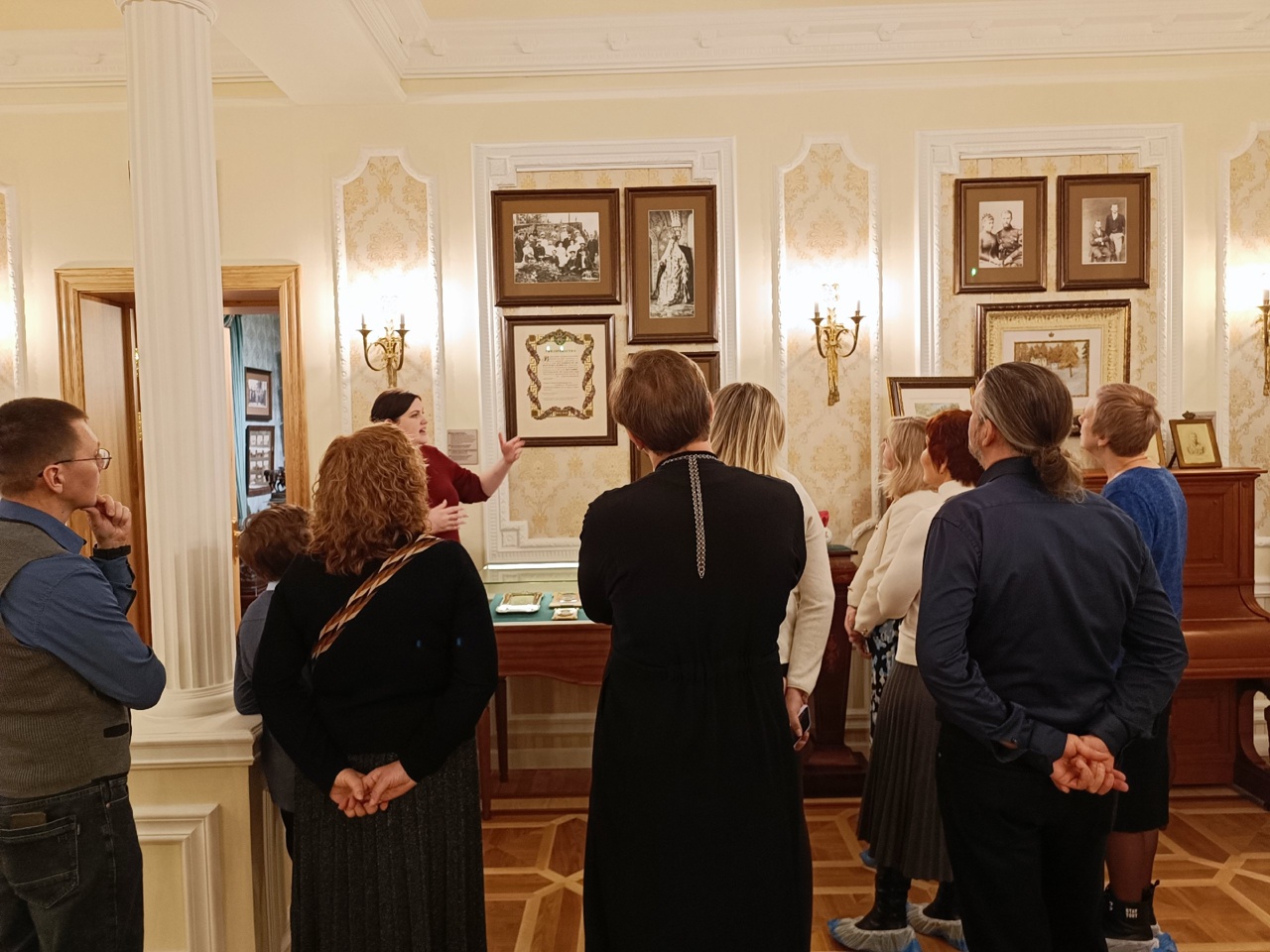 Музей памяти семьи императора Николая II в усадьбе Белая Дача